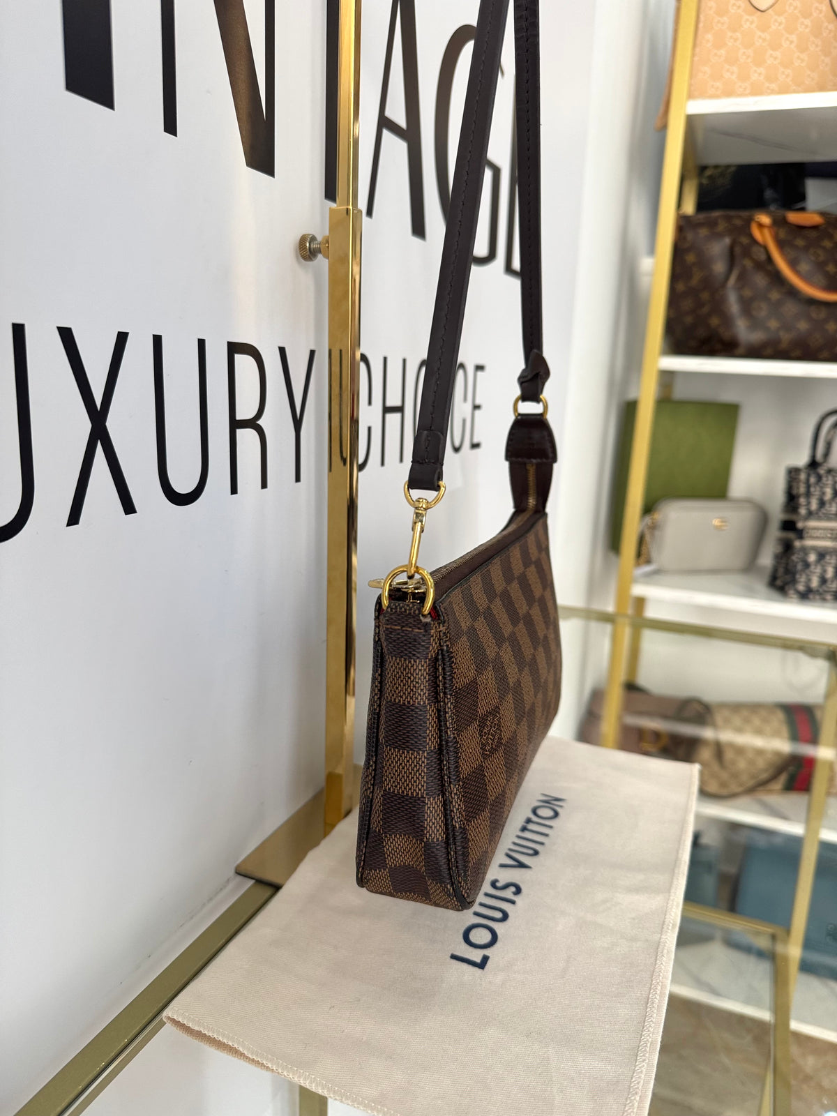Pochette Accessoires Damier Ebéne Louis Vuitton
