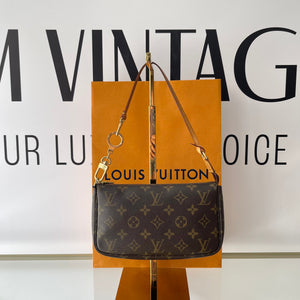 Pochette Accessoires Monogram Louis Vuitton