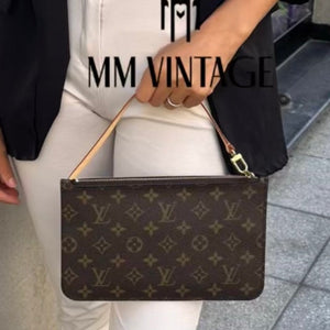 Pochette Monogram Louis Vuitton
