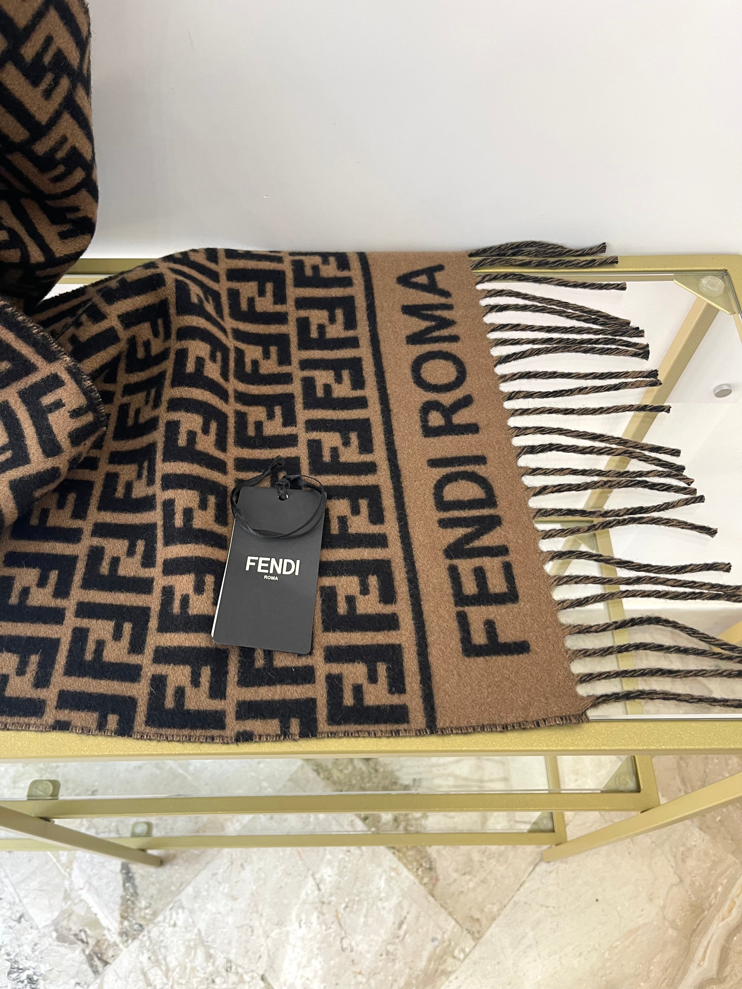 Sciarpa FF nero/tabacco Fendi – MM Vintage Srls