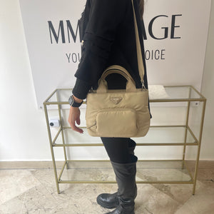 Borsa in Re-Nylon beige Prada