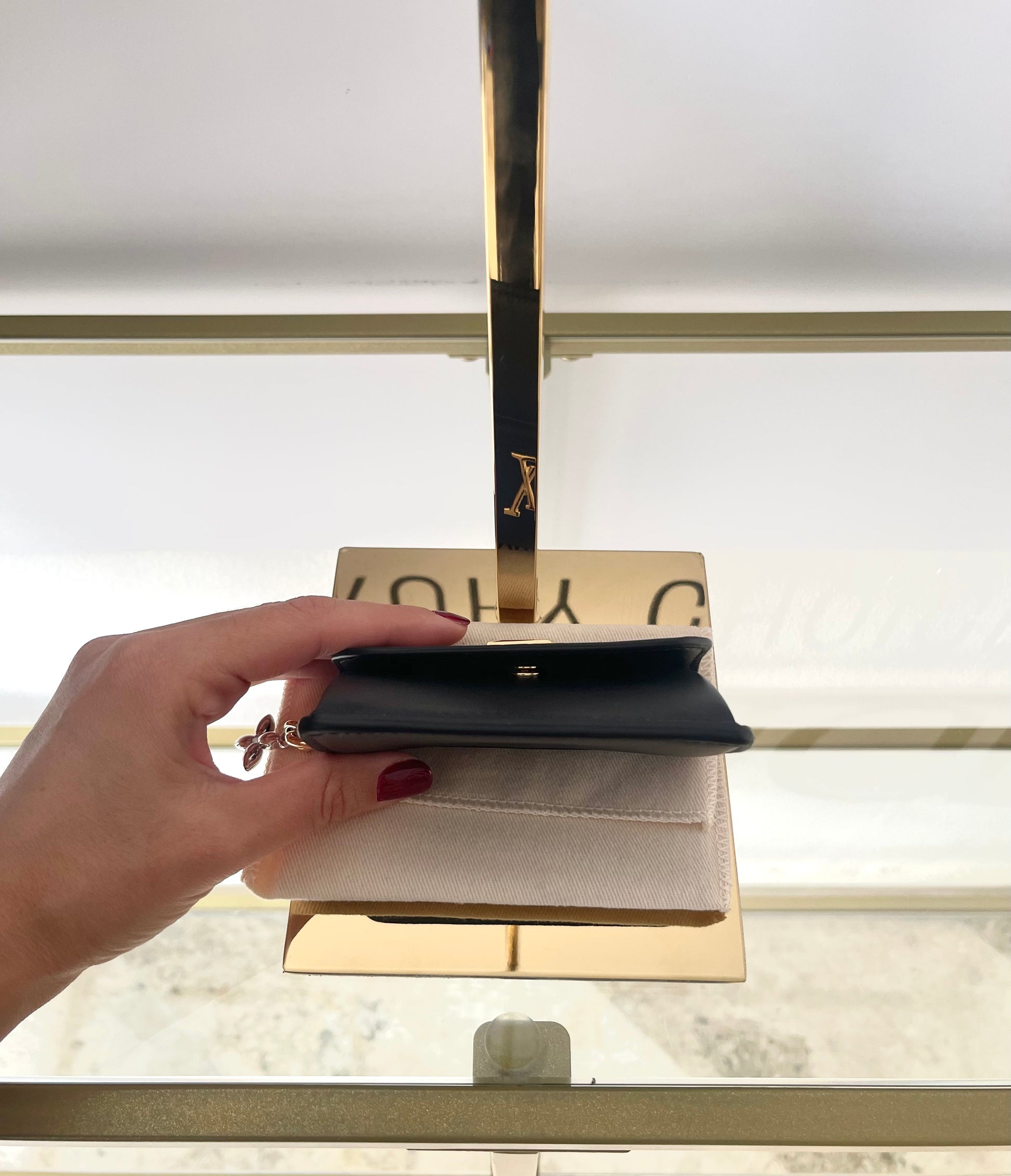 Portacarte di credito Tiny Recto Verso LV Bloom Louis Vuitton