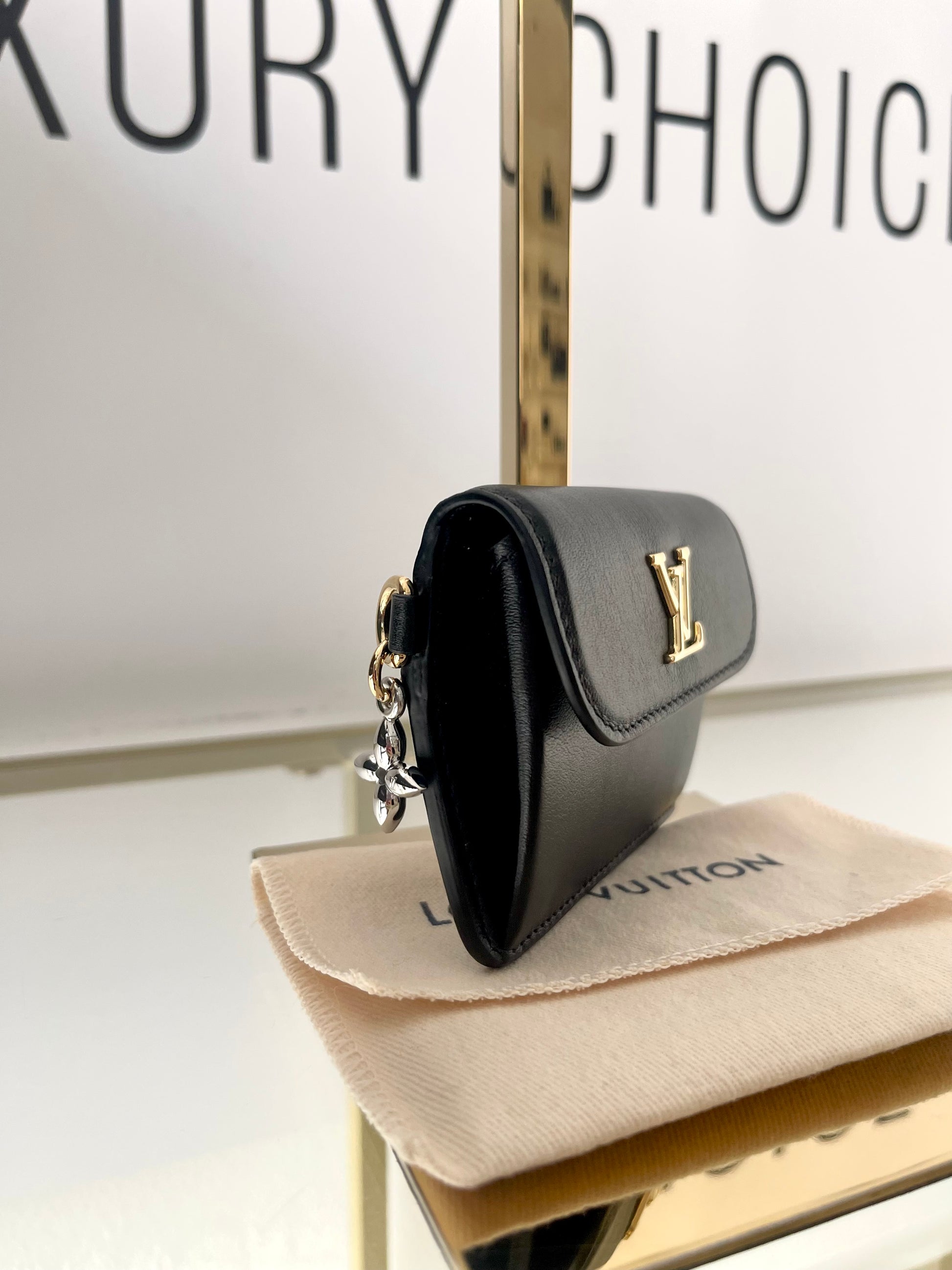 Portacarte di credito Tiny Recto Verso LV Bloom Louis Vuitton