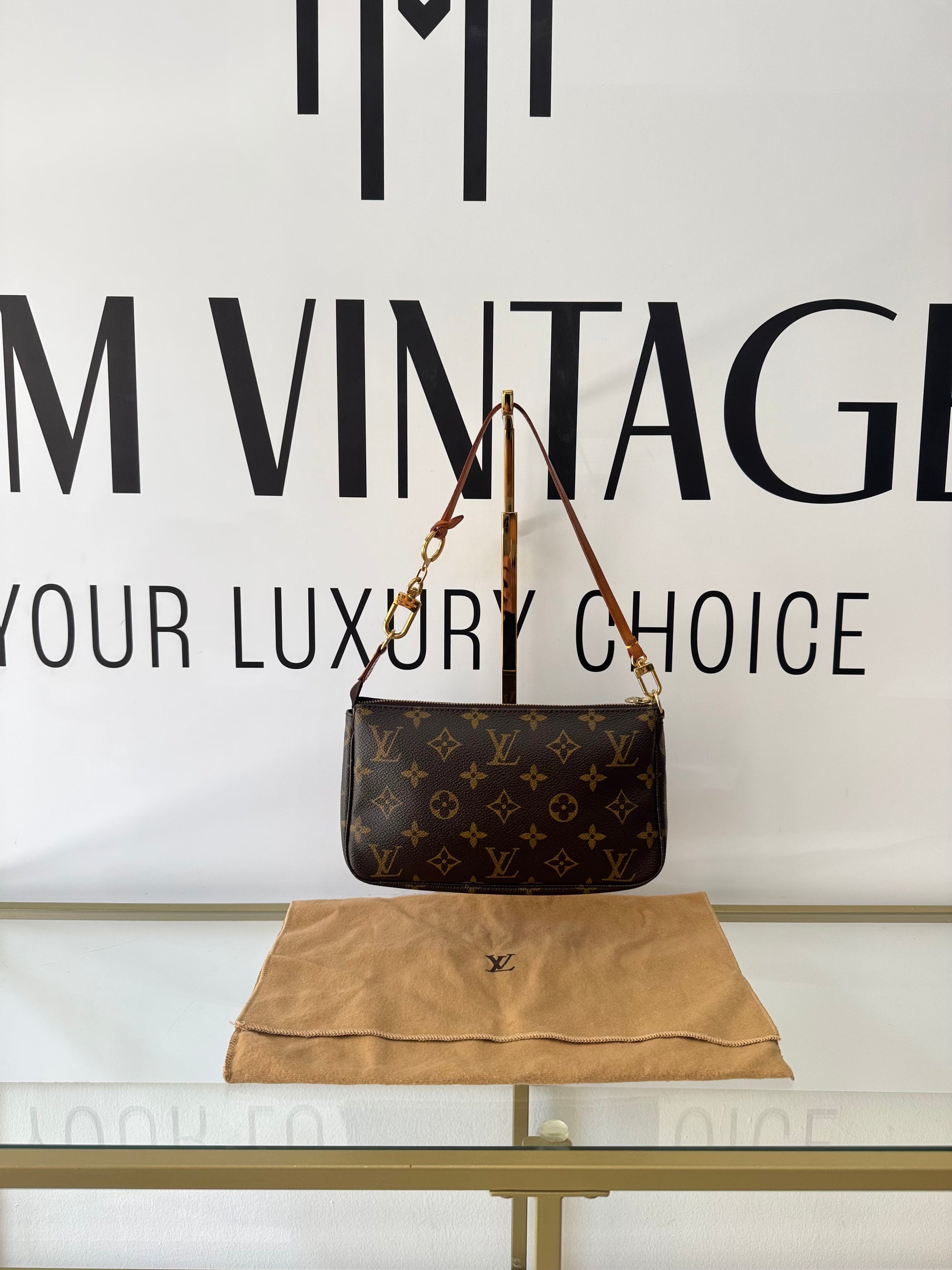 Pochette Accessoires Monogram Louis Vuitton