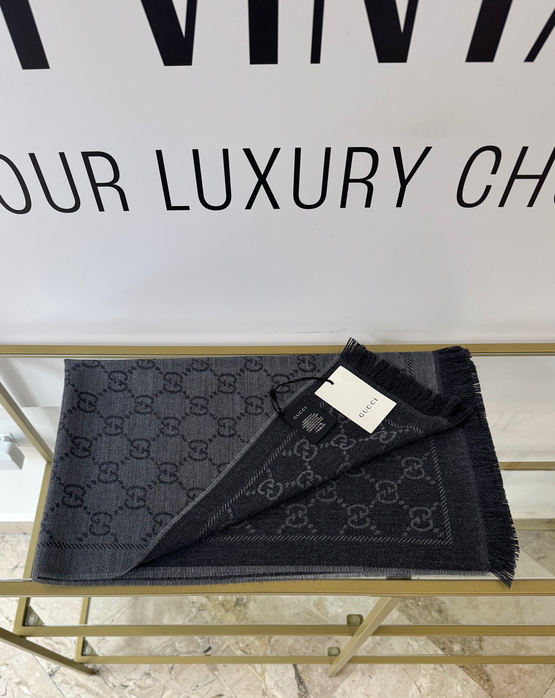 Sciarpa GG jacquard grigio antracite Gucci