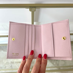 Portafoglio in Saffiano rosa Prada