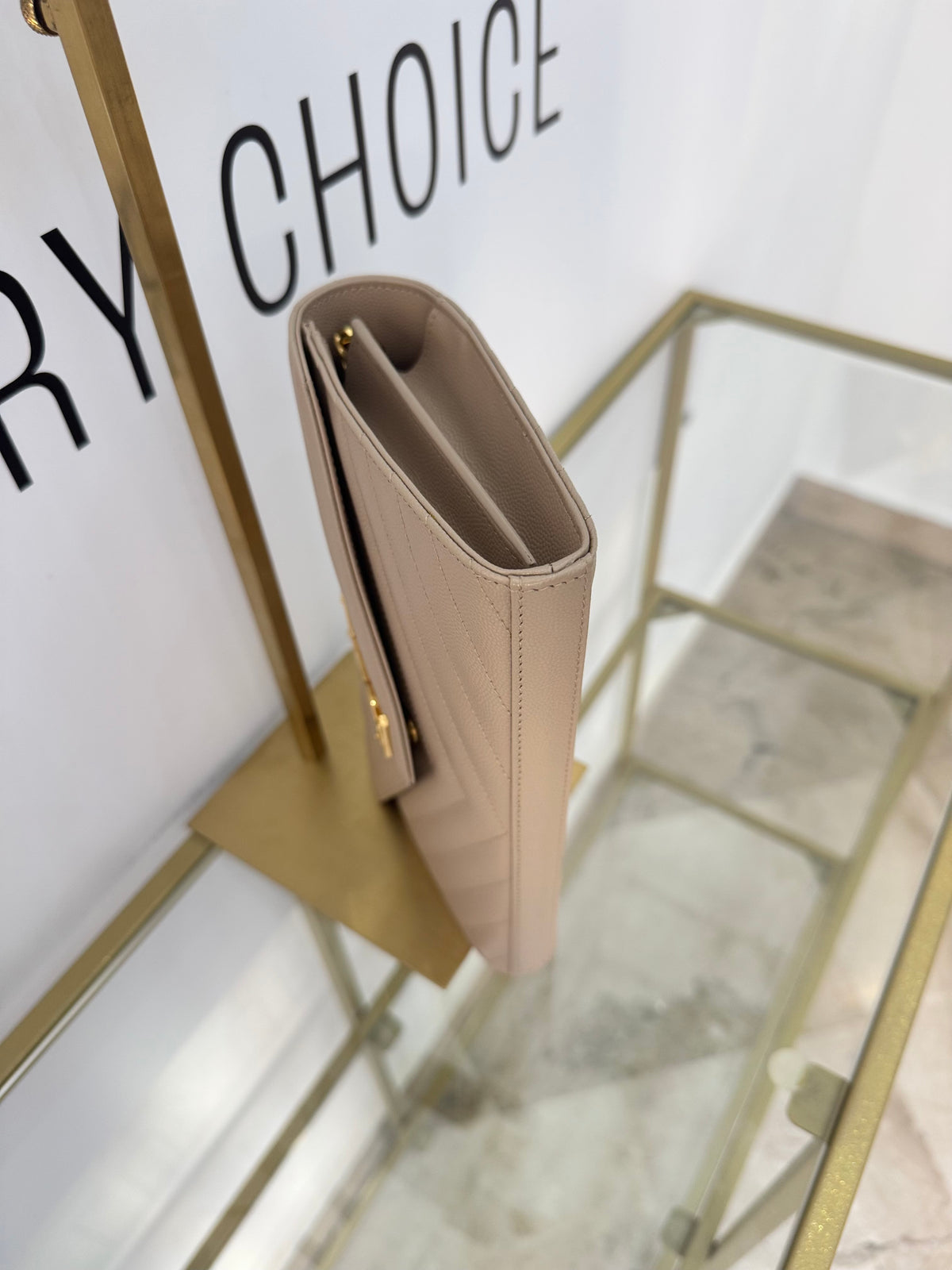 Wallet On Chain Cassandre Saint Laurent