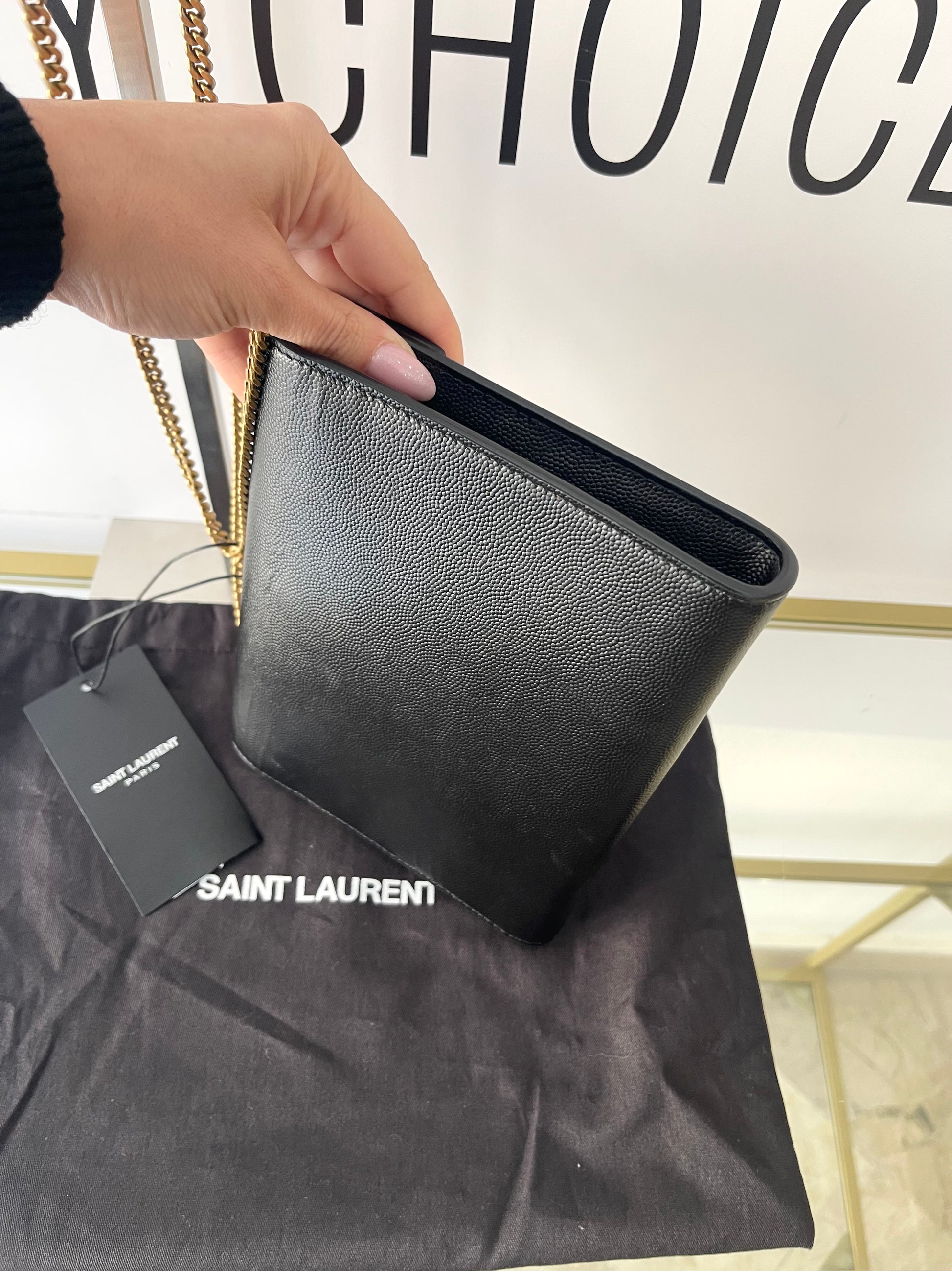 Wallet On Chain Cassandra Saint Laurent