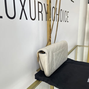 Pochette Gaby Saint Laurent