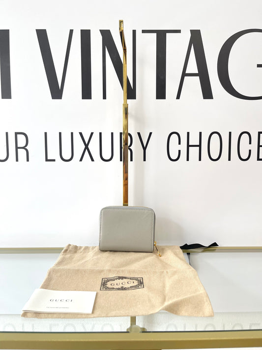 Portafoglio con logo Gucci grigio chiaro