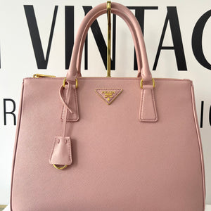 Borsa Galleria Large in Saffiano Prada