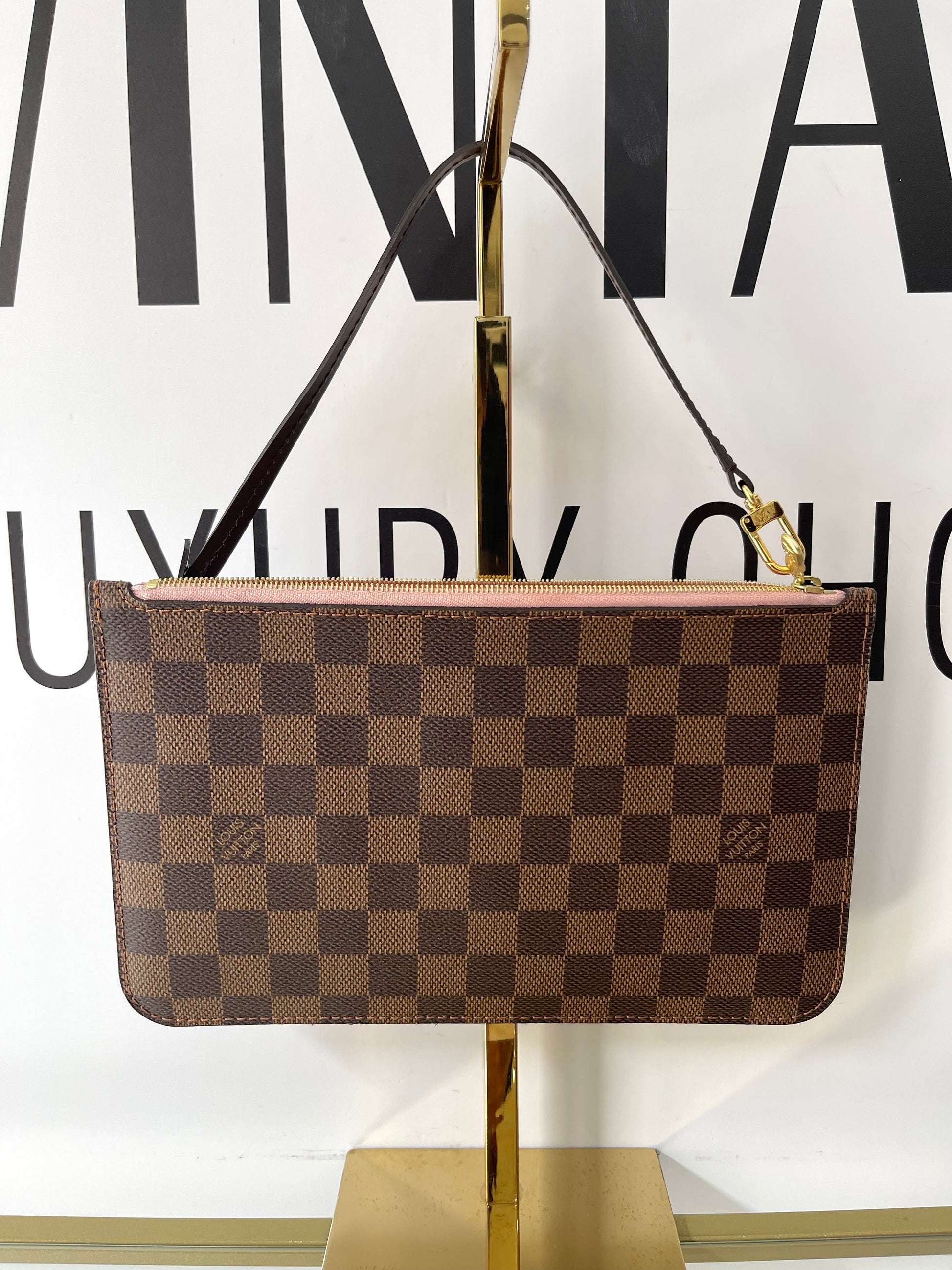 Pochette Damier Ebène Louis Vuitton