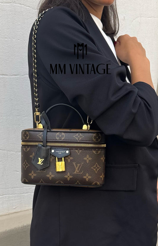 Pochette Vanity Monogram Louis Vuitton