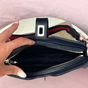 Borsa Moon Side GG Supreme Gucci
