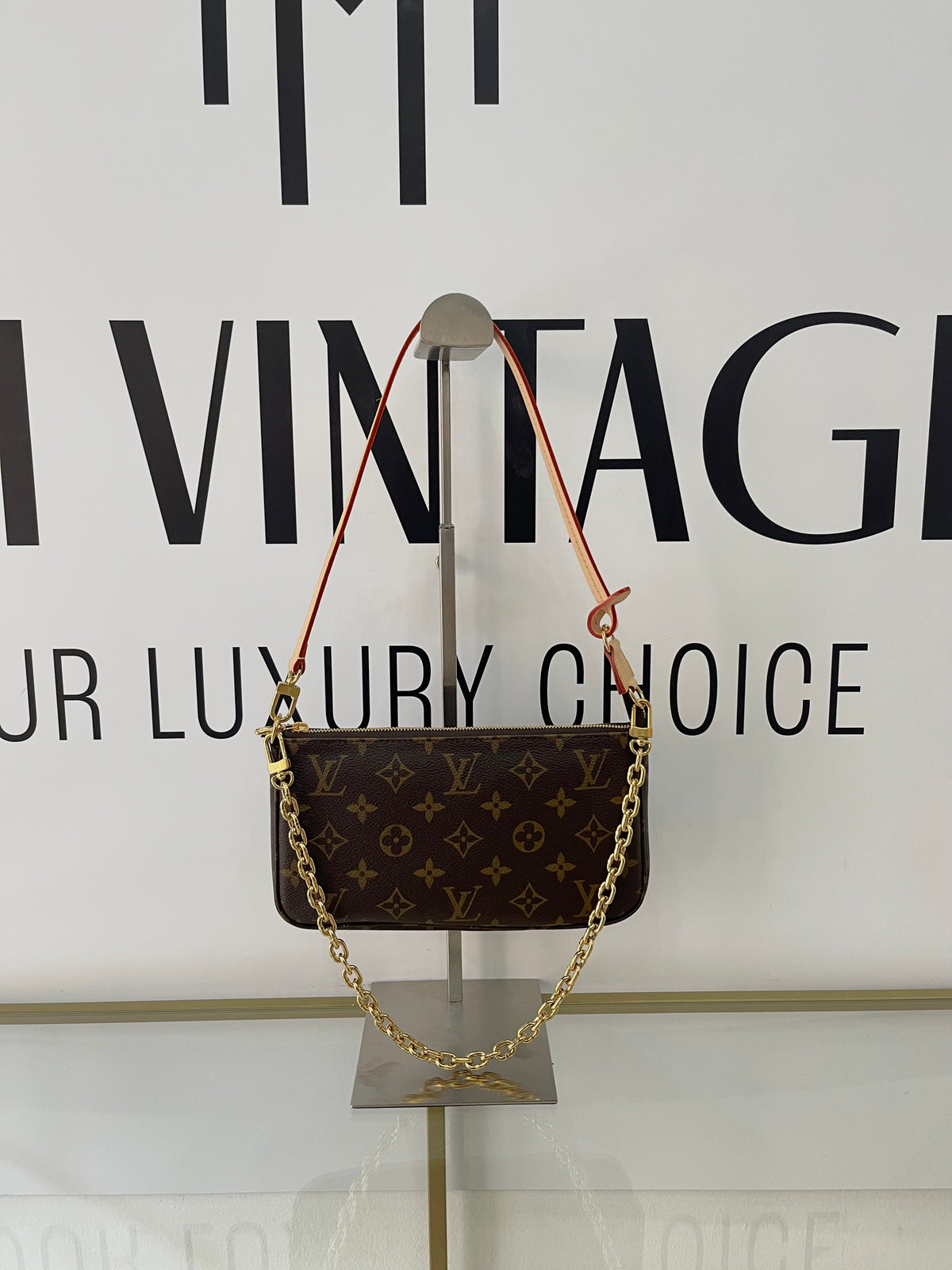 Pochette Accessoires Monogram Louis Vuitton