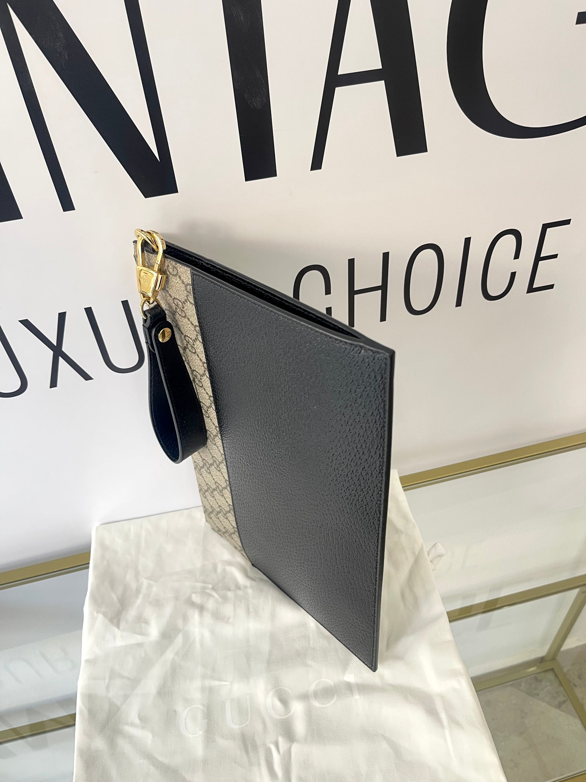 Pochette Interlocking GG Supreme Gucci