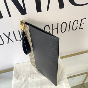 Pochette Interlocking GG Supreme Gucci