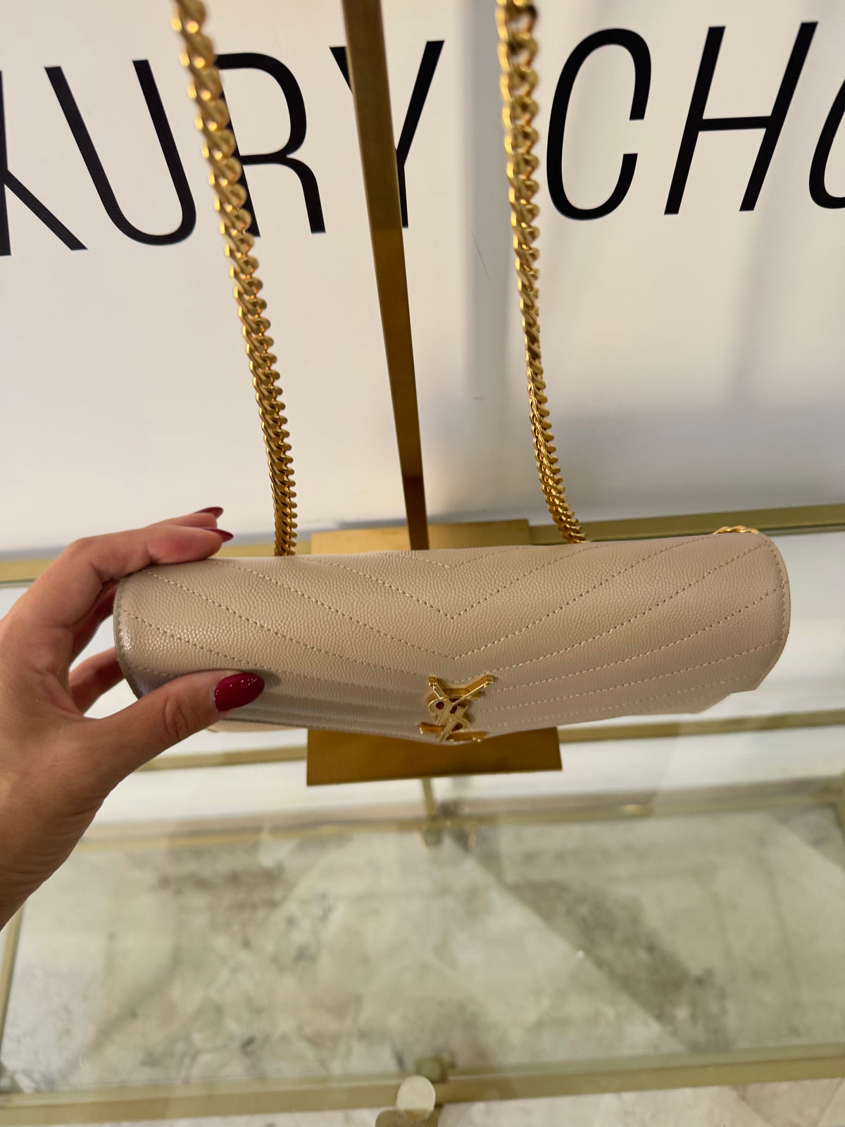 Wallet On Chain Cassandre Saint Laurent