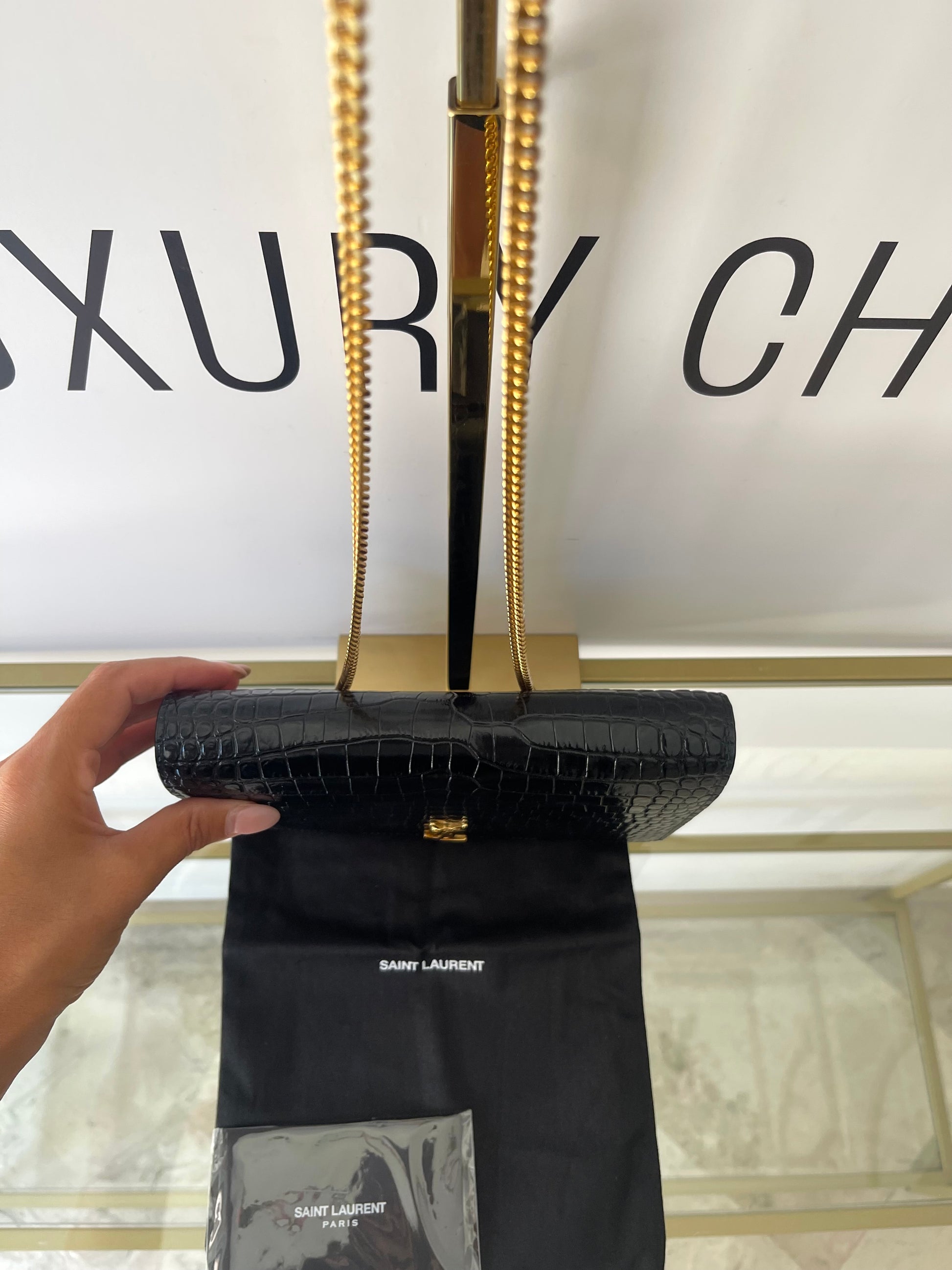 Wallet On Chain Cassandre Saint Laurent