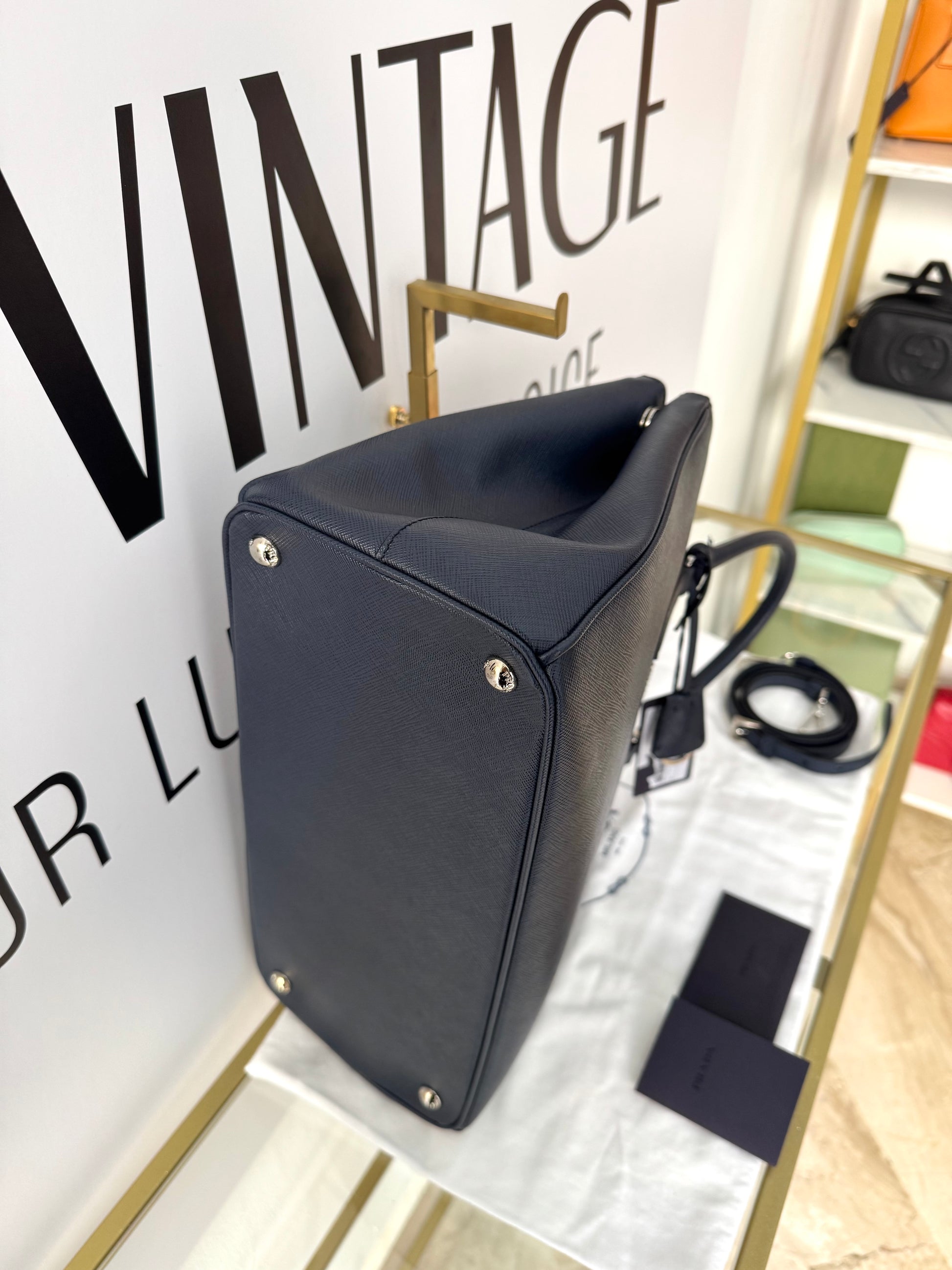 Borsa Galleria Large in Saffiano Prada