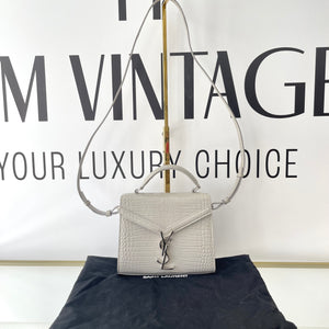 Borsa Cassandra in pelle goffrata coccodrillo YSL