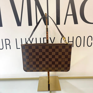 Pochette Damier Ebène Louis Vuitton