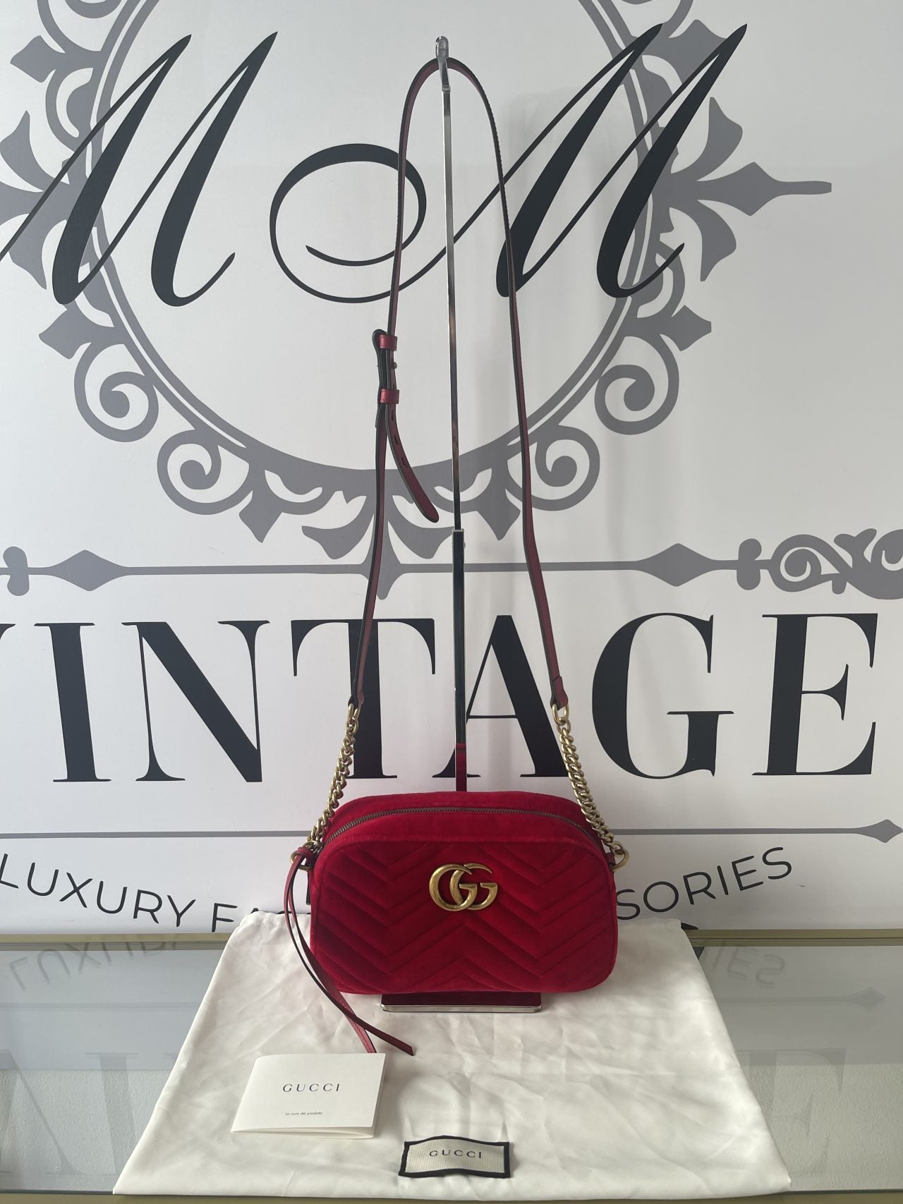 Camera Bag Marmont GG in velluto rosso Gucci