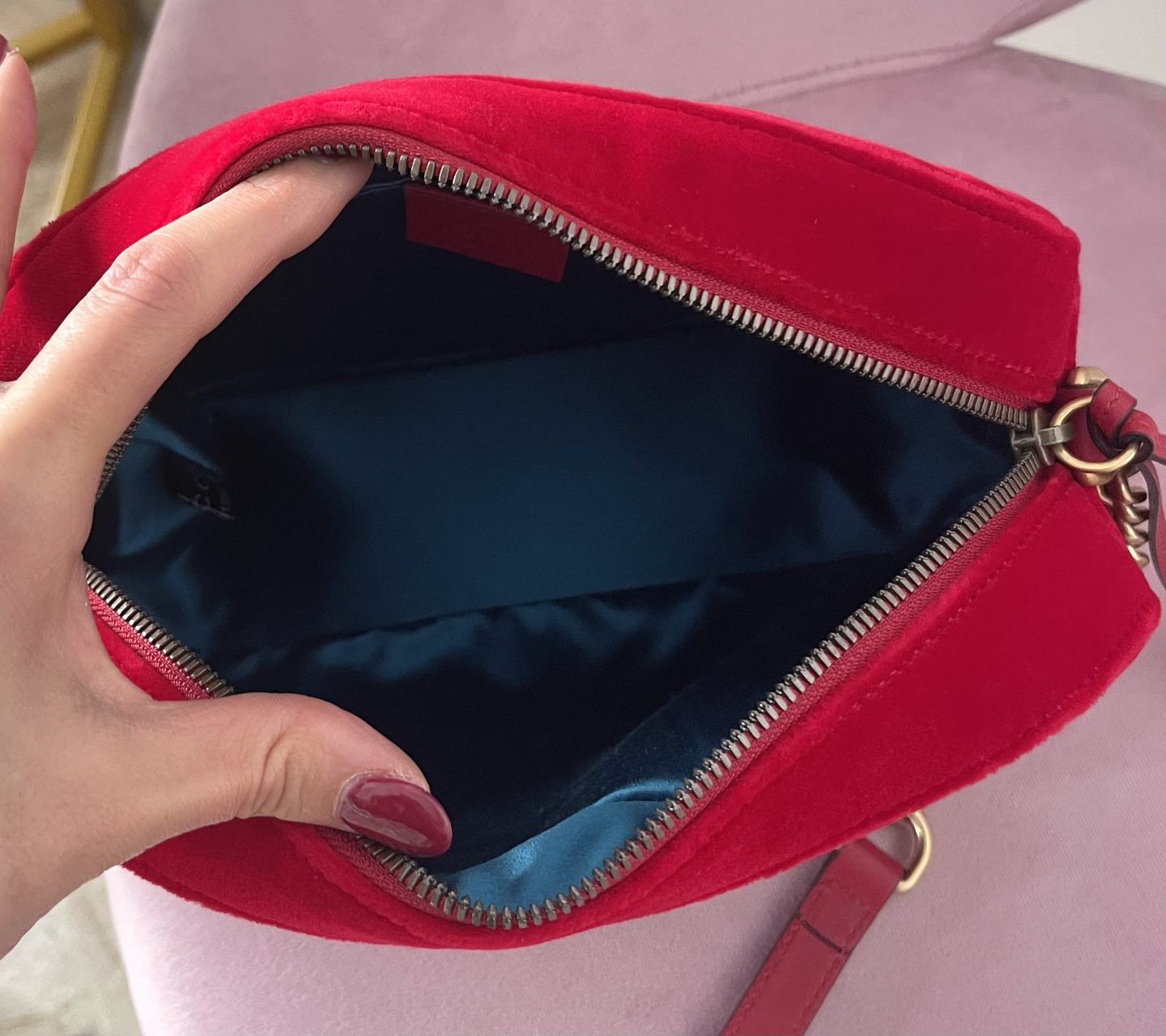 Camera Bag Marmont GG in velluto rosso Gucci