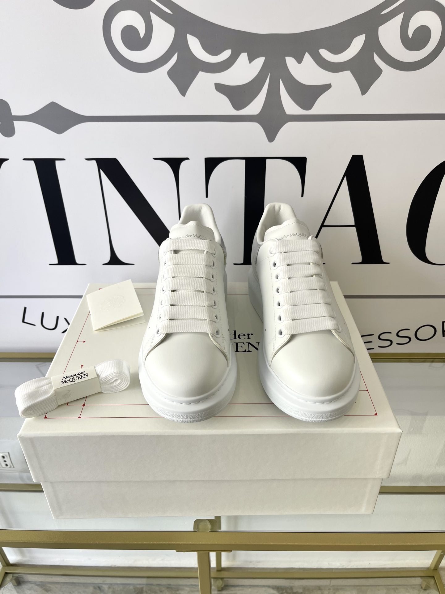 Sneaker Alexander McQueen white/silver