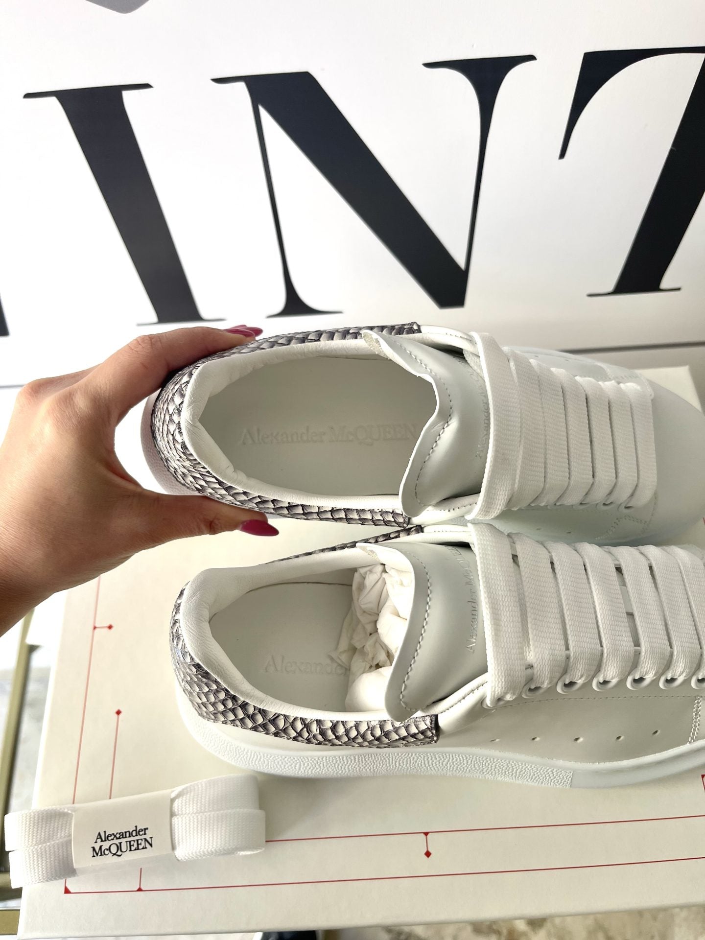 Sneaker Alexander McQueen white/black 37