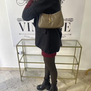 LE 5 À 7 PADDED HOBO YSL