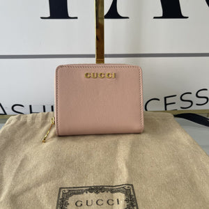 Portafoglio con logo Gucci rosa chiaro