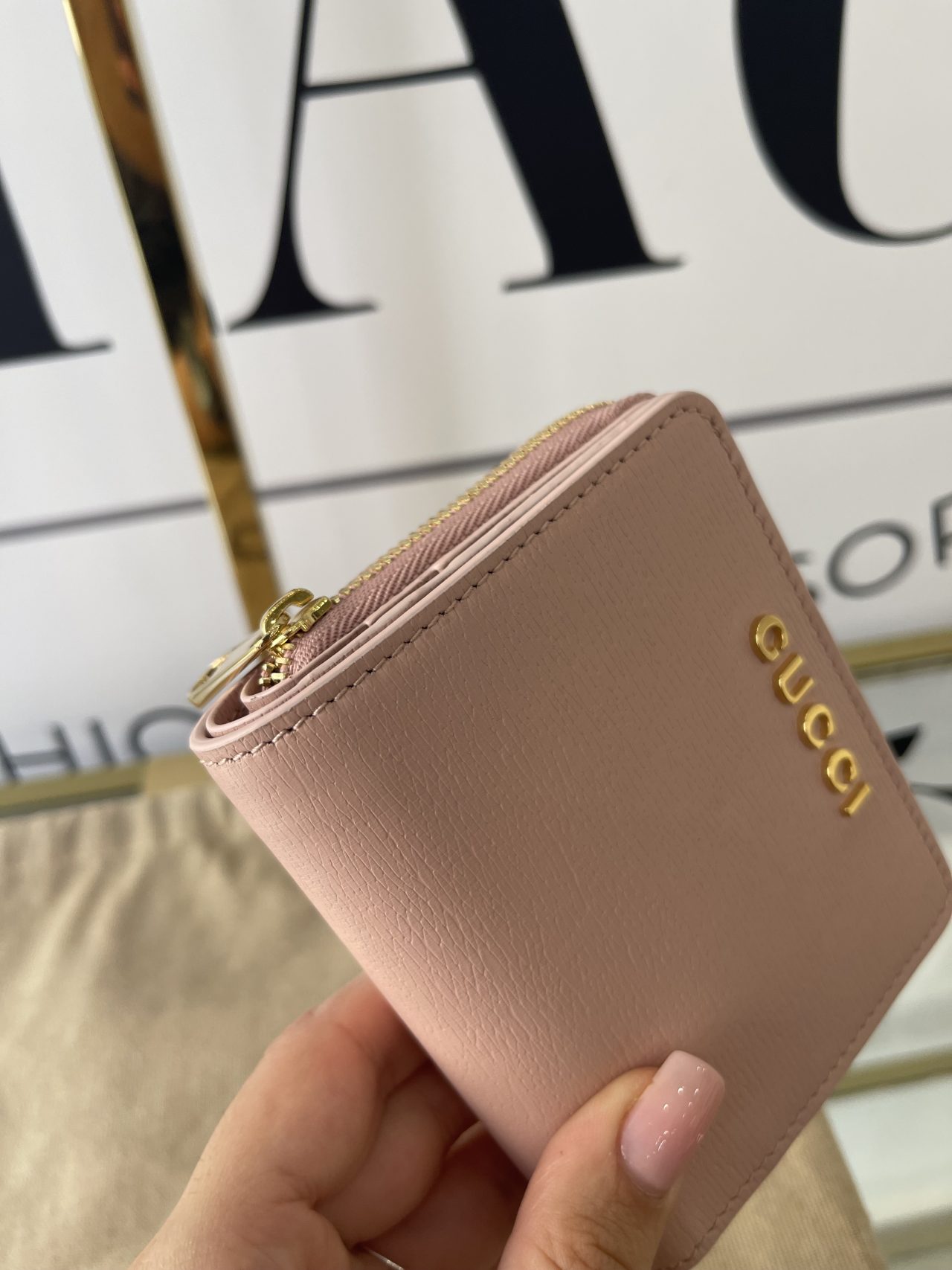 Portafoglio con logo Gucci rosa chiaro