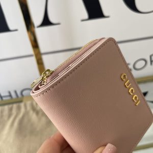 Portafoglio con logo Gucci rosa chiaro