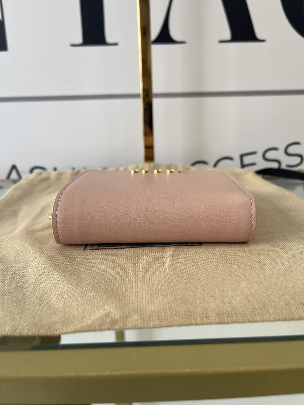 Portafoglio con logo Gucci rosa chiaro