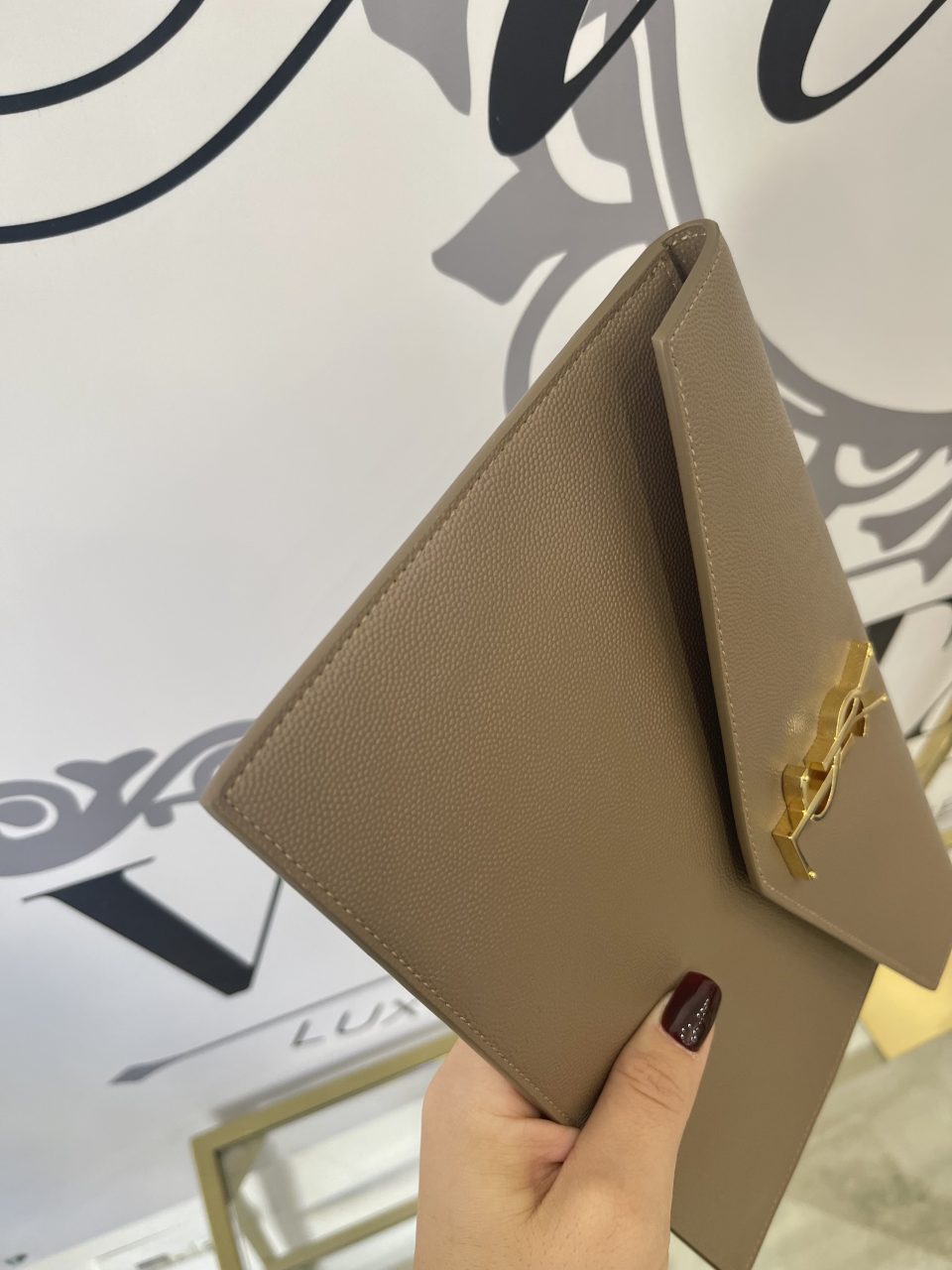 Pochette Uptown taupe YSL