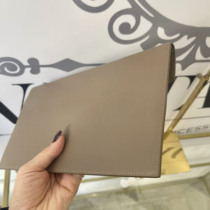 Pochette Uptown taupe YSL