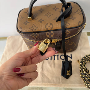 Borsa Vanity PM Monogram Reverse Louis Vuitton