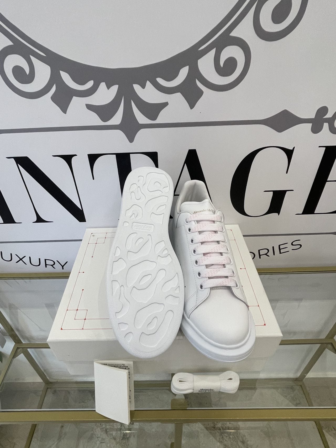 Sneaker Alexander McQueen white lacci bianco/rosa