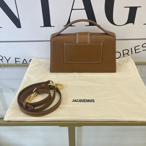 Jacquemus Le grand Bambino light brown