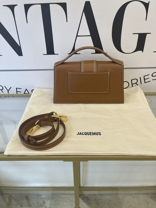 Jacquemus Le grand Bambino light brown