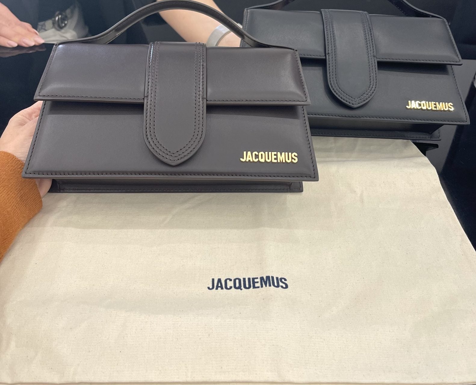 Jacquemus Le grand Bambino marrone scuro