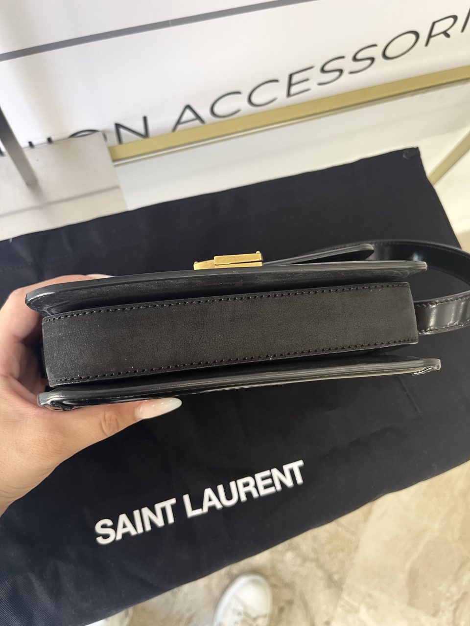 Borsa Solferino scamosciata trapuntata nera YSL